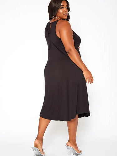 Plus Size Black Slip Midi Dress – Minimalist Sleeveless Casual Dress