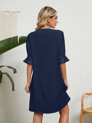 New solid color V - neck loose gathered five - quarter sleeve dress - Smooth Visage