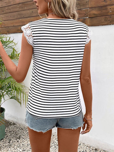 Women's striped lace patchwork short - sleeved top - Smooth Visage